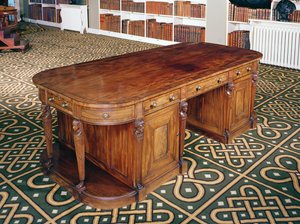Thomas Chippendale Jr:n kirjoituspöytä, 1805